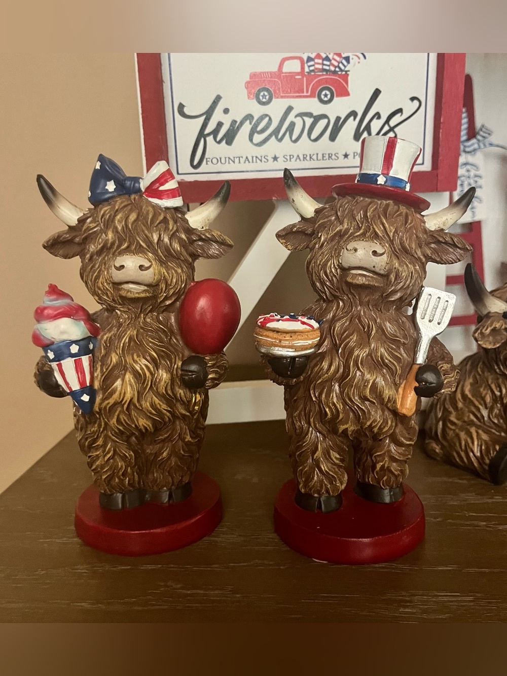 Patriotic Highland Cow Figurine Duo - Red, White & Blue